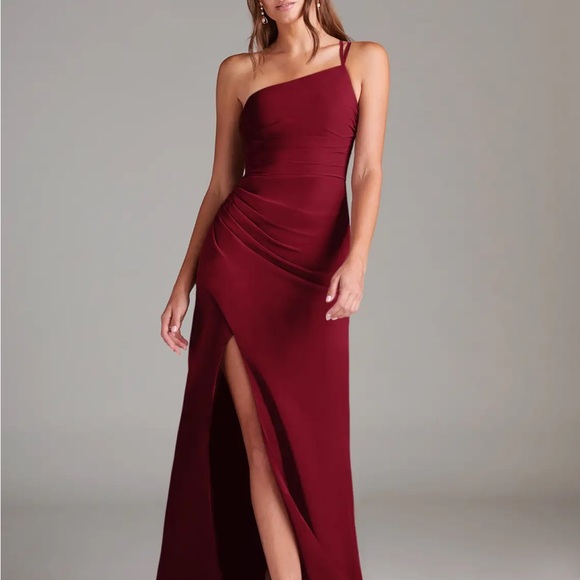 Azazie Dresses & Skirts - Azazie Eren- Burgundy Sheath One Shoulder Chiffon Dress